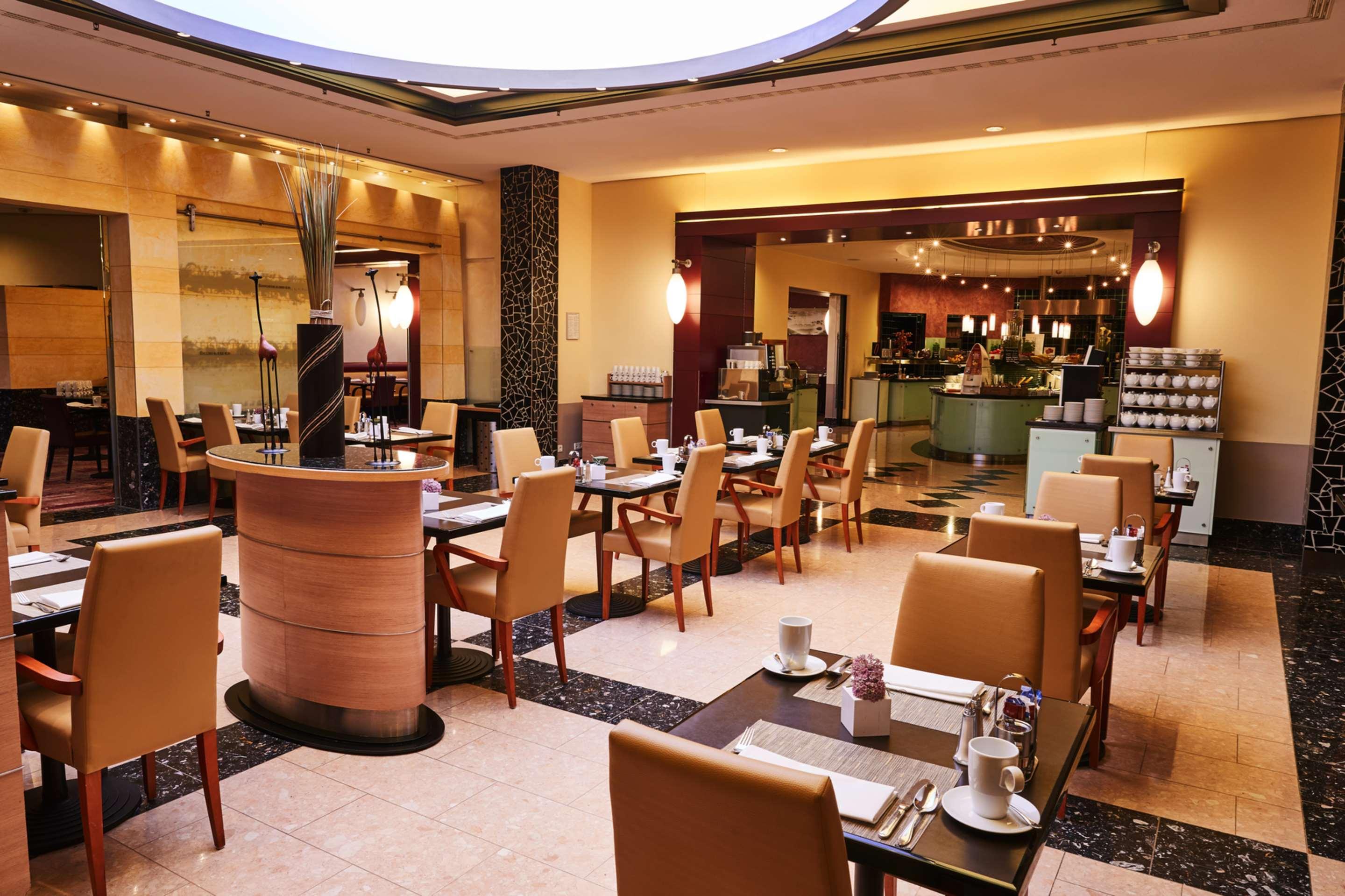 Steigenberger Airport Hotel Frankfurt Frankfurt am Main Ngoại thất bức ảnh