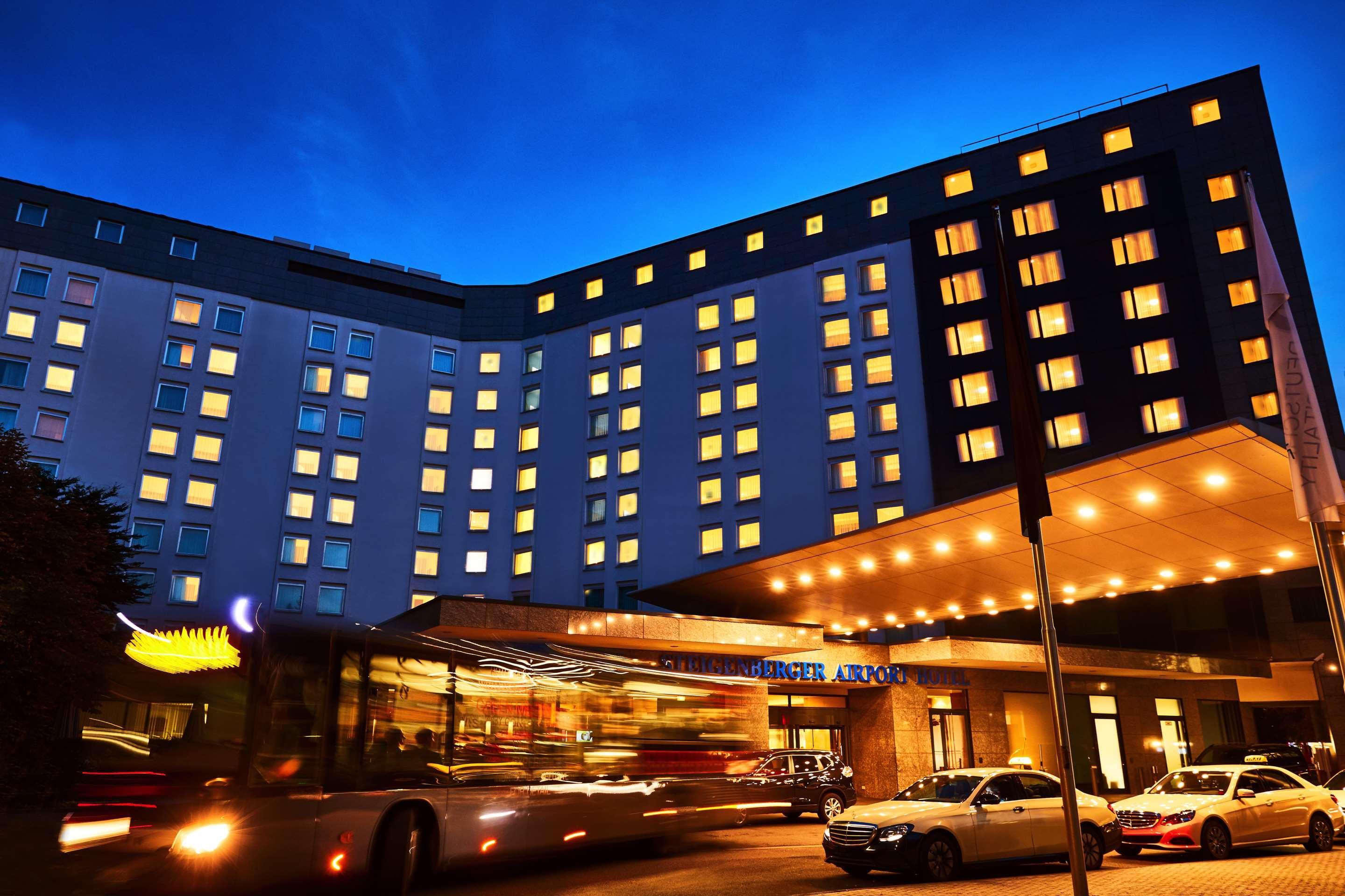 Steigenberger Airport Hotel Frankfurt Frankfurt am Main Ngoại thất bức ảnh